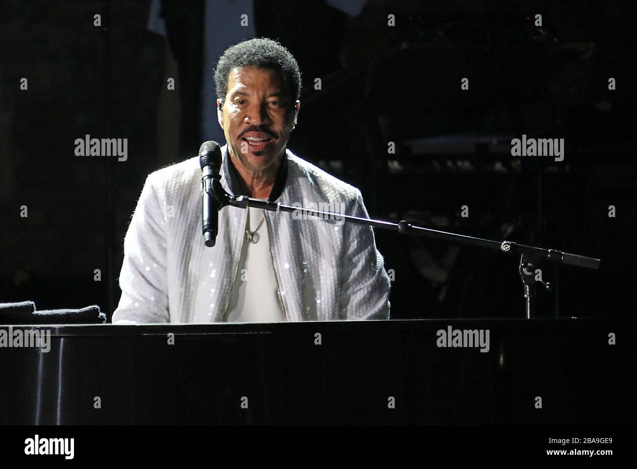 09 giugno 2018 - Londra, Inghilterra, Regno Unito - Lionel Richie suona all'Hampton Court Palace Festival 2018 Foto Stock