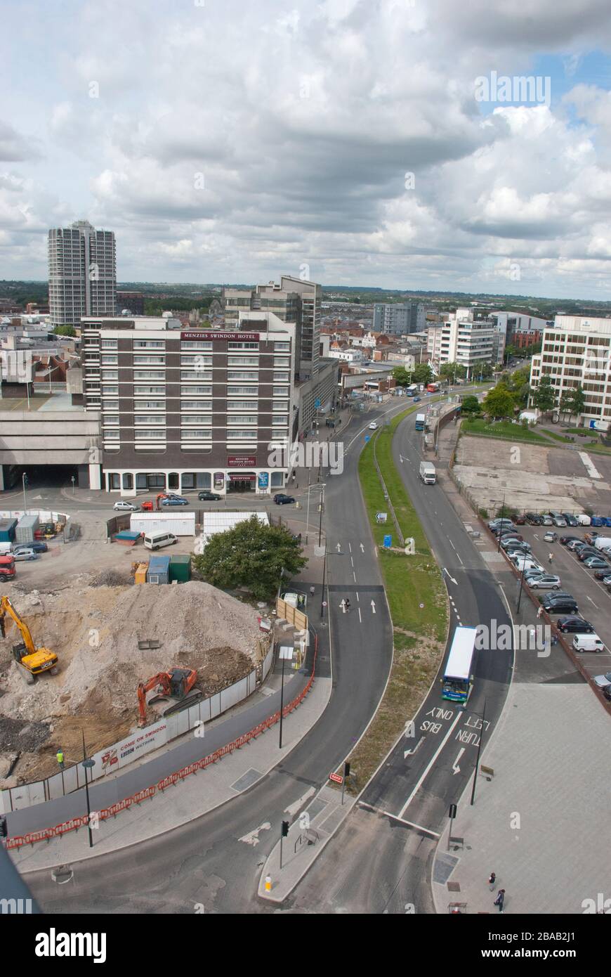 Groundworks per la prima fase del risviluppo dei Kimmerfields nel centro di Swindon Foto Stock