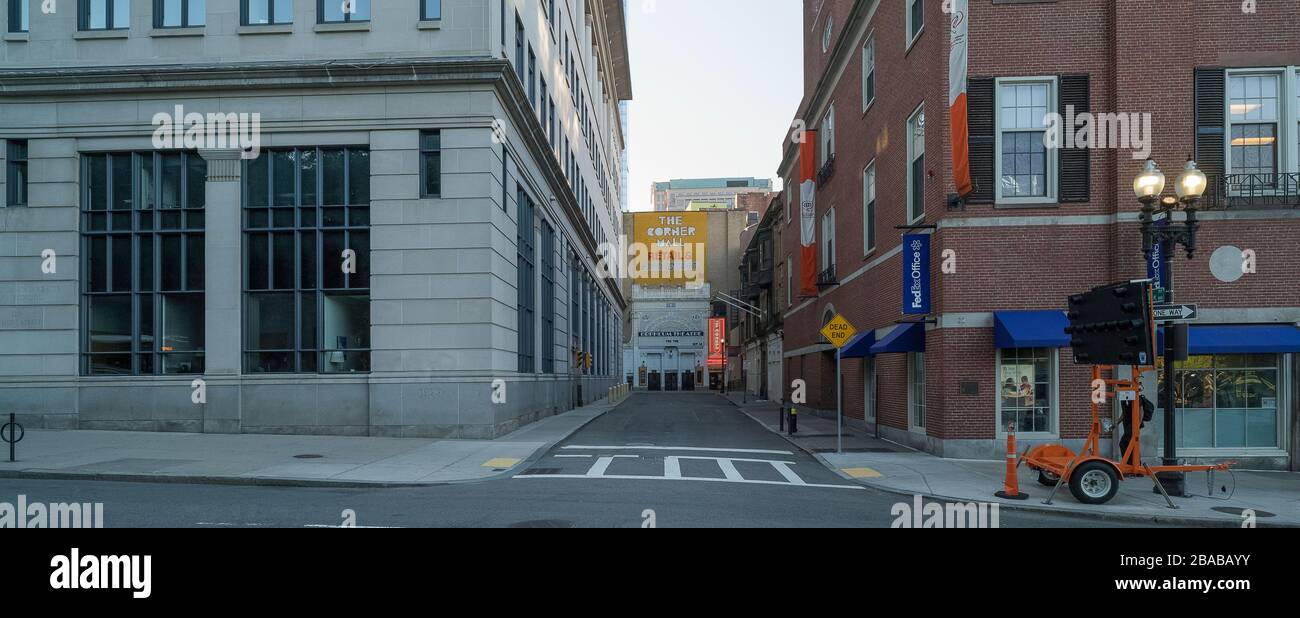 City Street con edifici, Boston Common, Boston, Massachusetts, Stati Uniti Foto Stock
