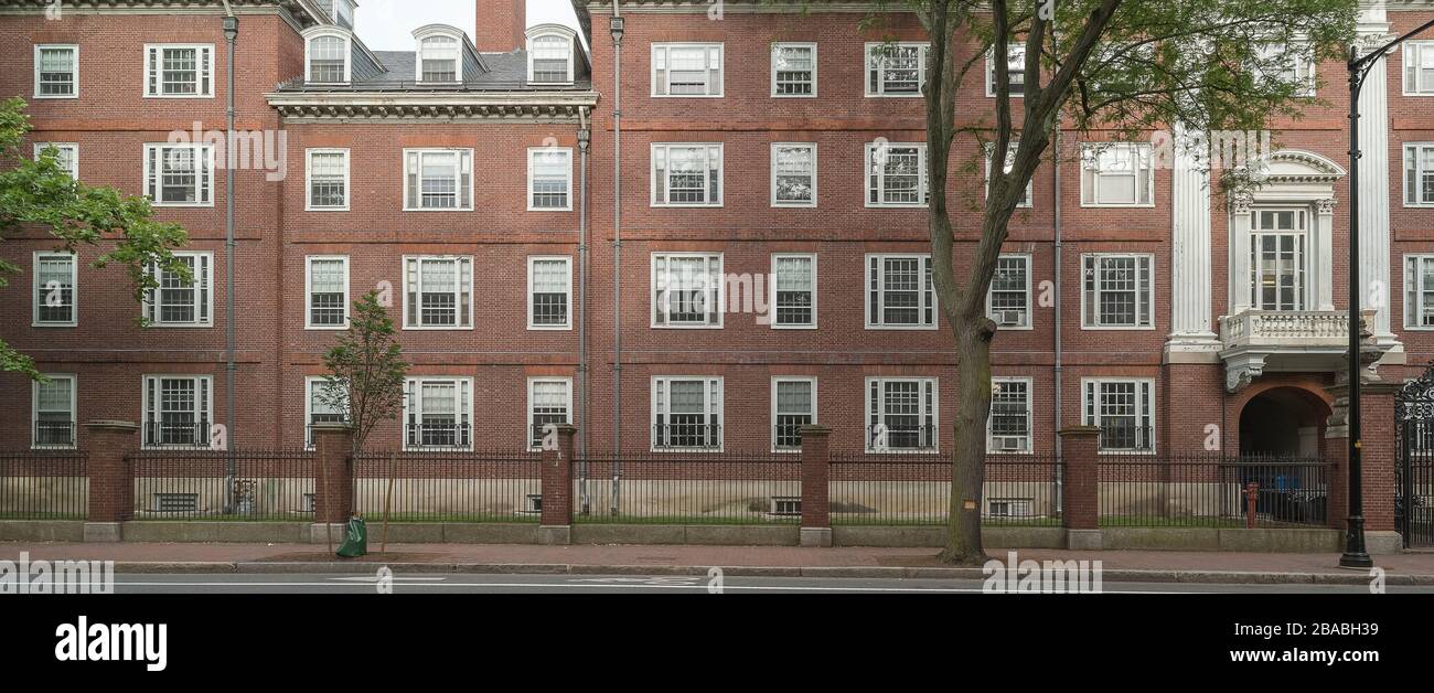 Vista frontale dell'edificio, Cambridge, Massachusetts, USA Foto Stock