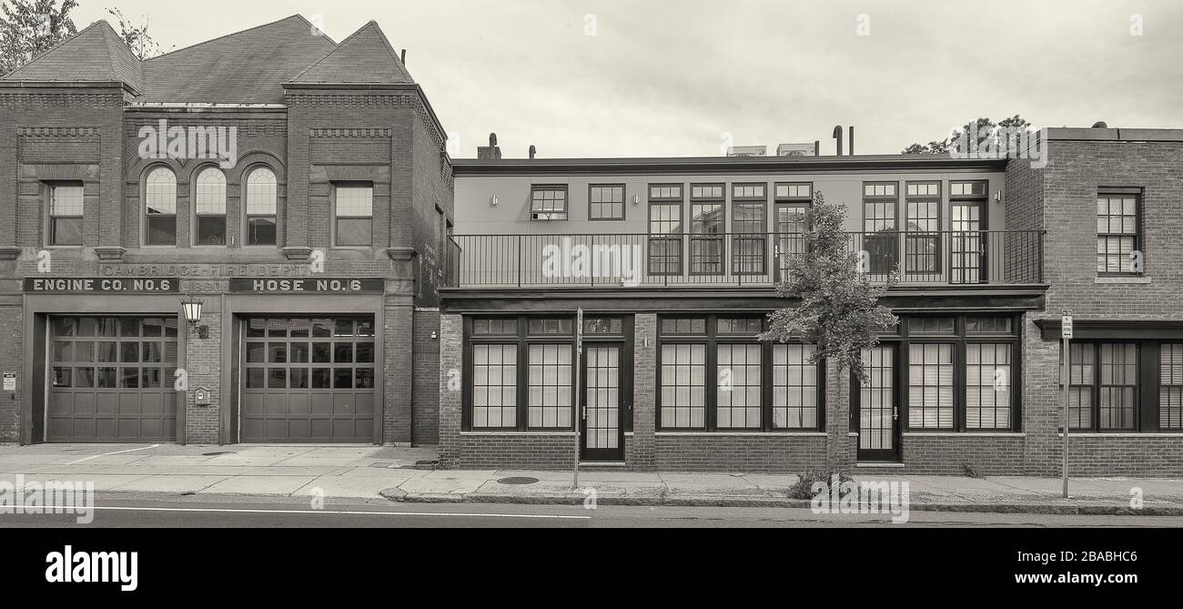 L'esterno dell'edificio della stazione antincendio, Cambridge, Massachusetts, Stati Uniti Foto Stock