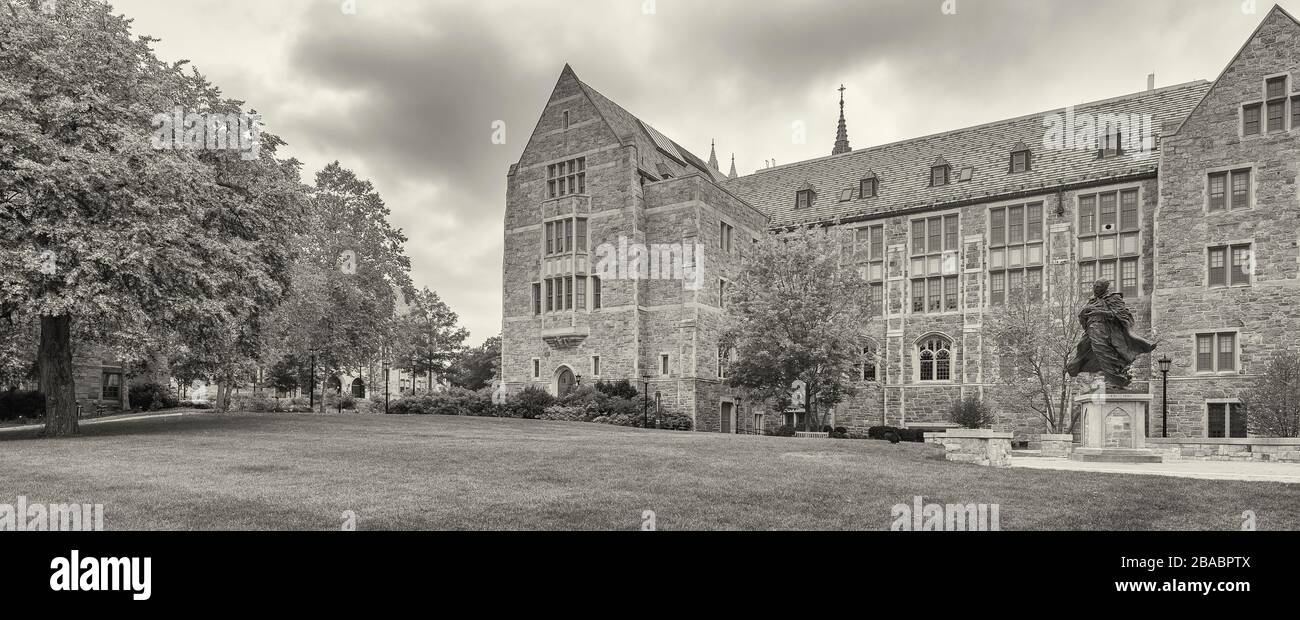 Boston College Building, Chestnut Hill vicino Boston, Massachusetts, Stati Uniti Foto Stock