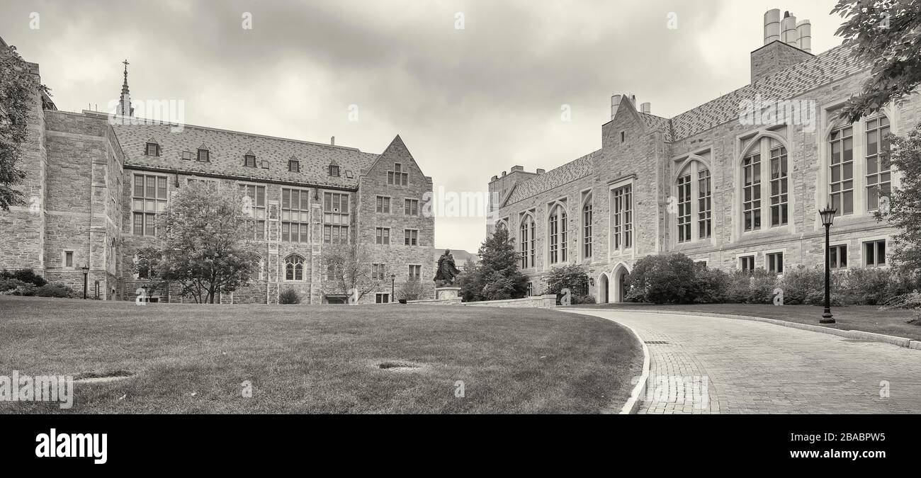 Boston College Buildings, Chestnut Hill vicino Boston, Massachusetts, Stati Uniti Foto Stock