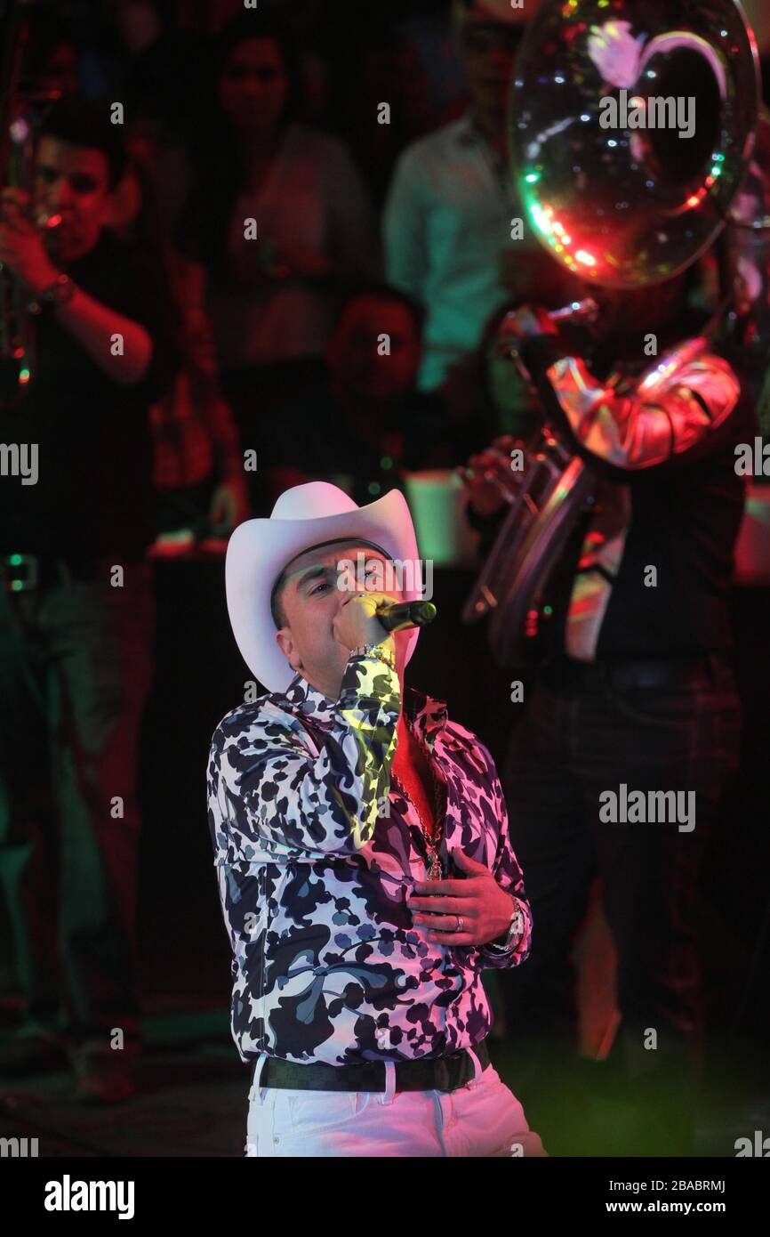 Tito Torbellino durante su concierto en el Palenque de la ExpoGan el 27 de abril 2013 en Hermosillo sonora. .*Foto:©LuisGutierrez* Foto Stock