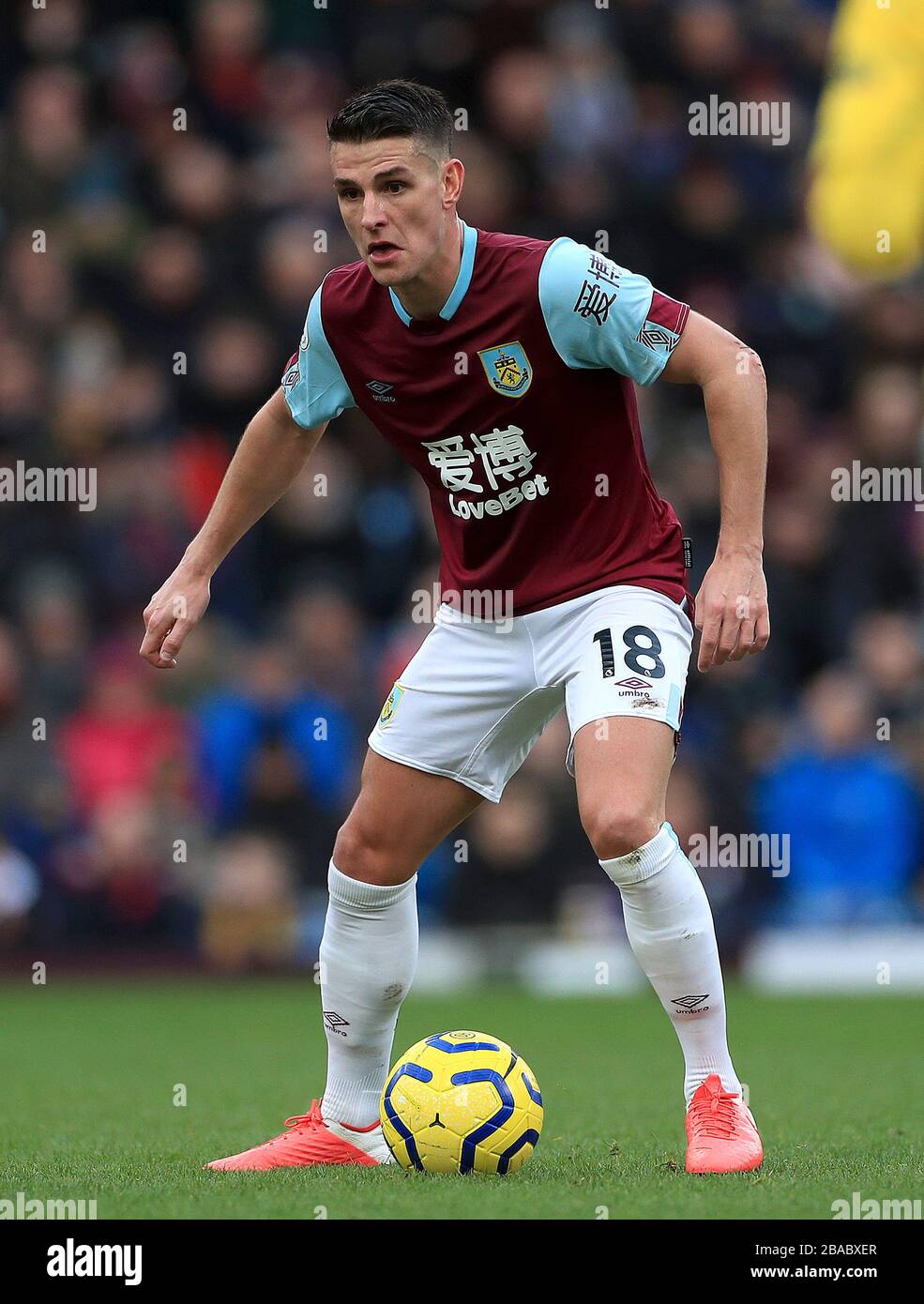 Burnley's Ashley Westwood durante il match di Premier League a Turf Moor, Burnley. Foto Stock