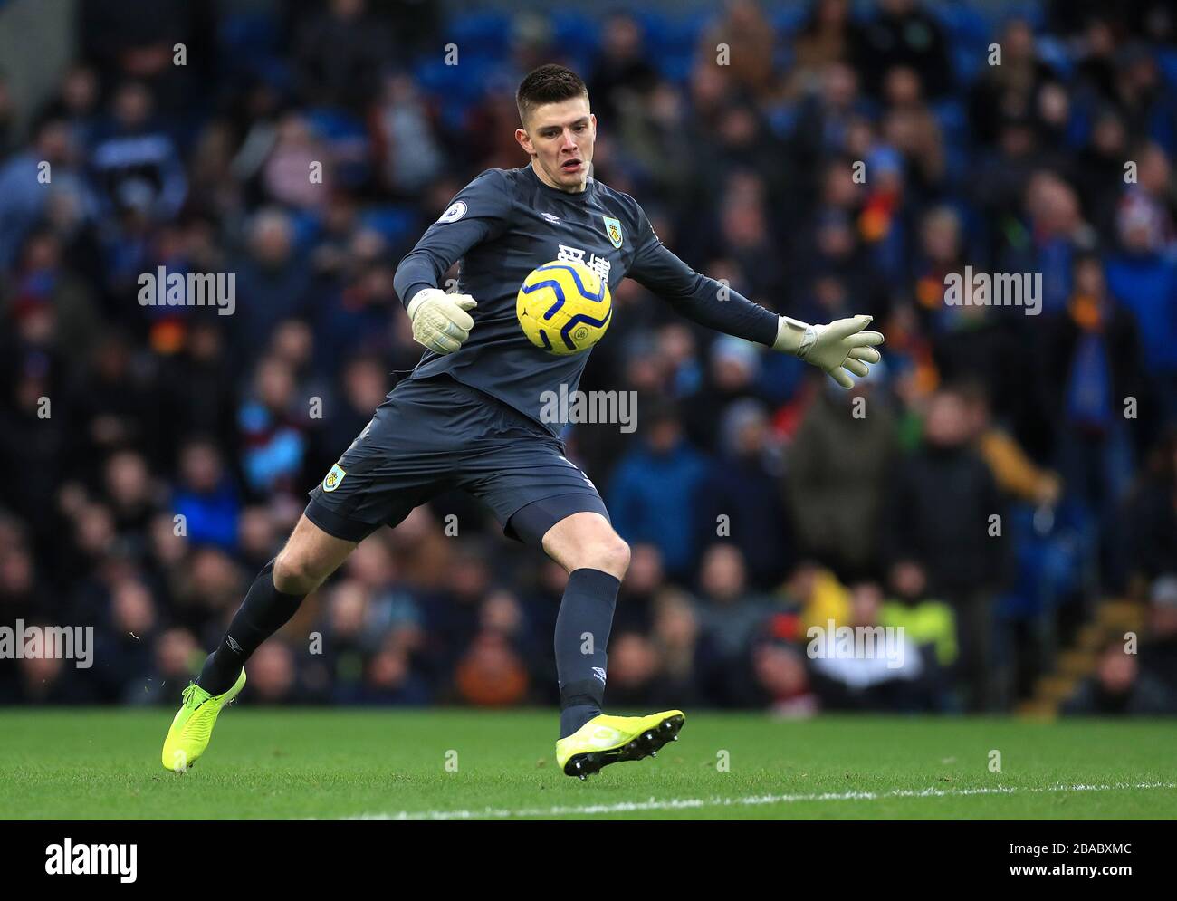 Burnley portiere Nick Papa durante il match di Premier League a Turf Moor, Burnley. Foto Stock
