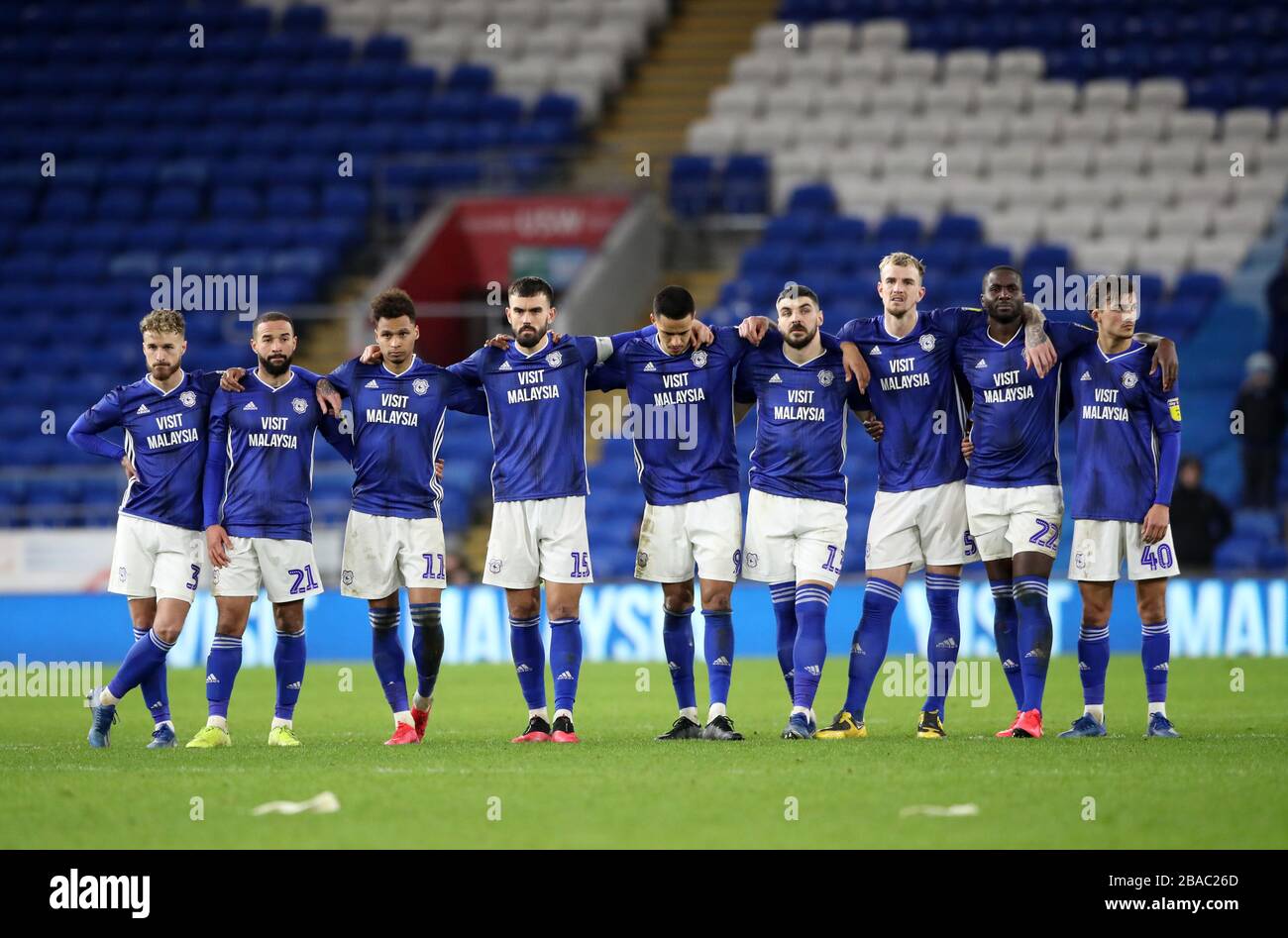 I giocatori di Cardiff City reagiscono dopo il fischio finale Foto Stock