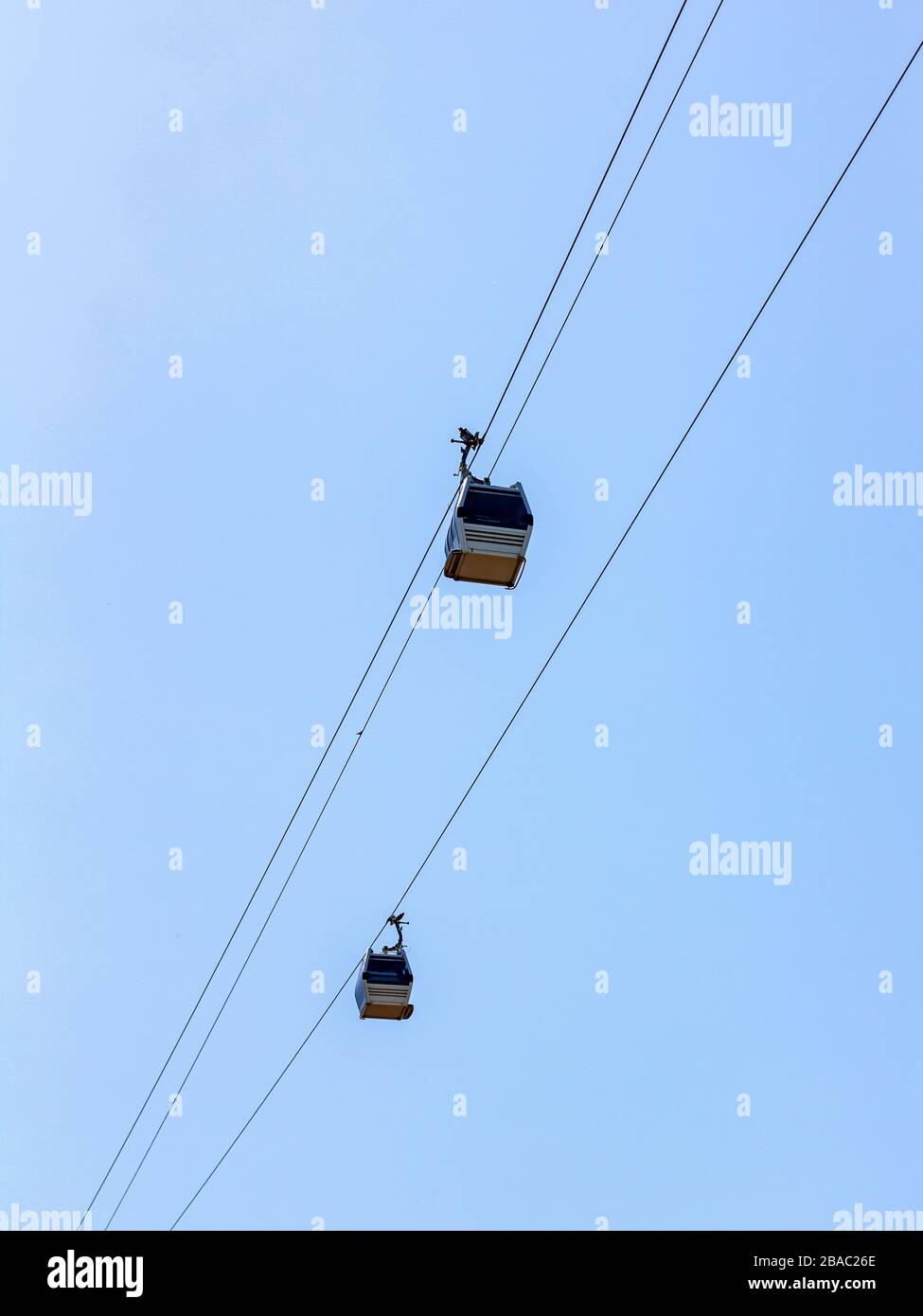 Il Tramway aereo di Tbilisi collega il Rike Park con la Fortezza di Narikala attraverso il fiume Mtkvari Foto Stock