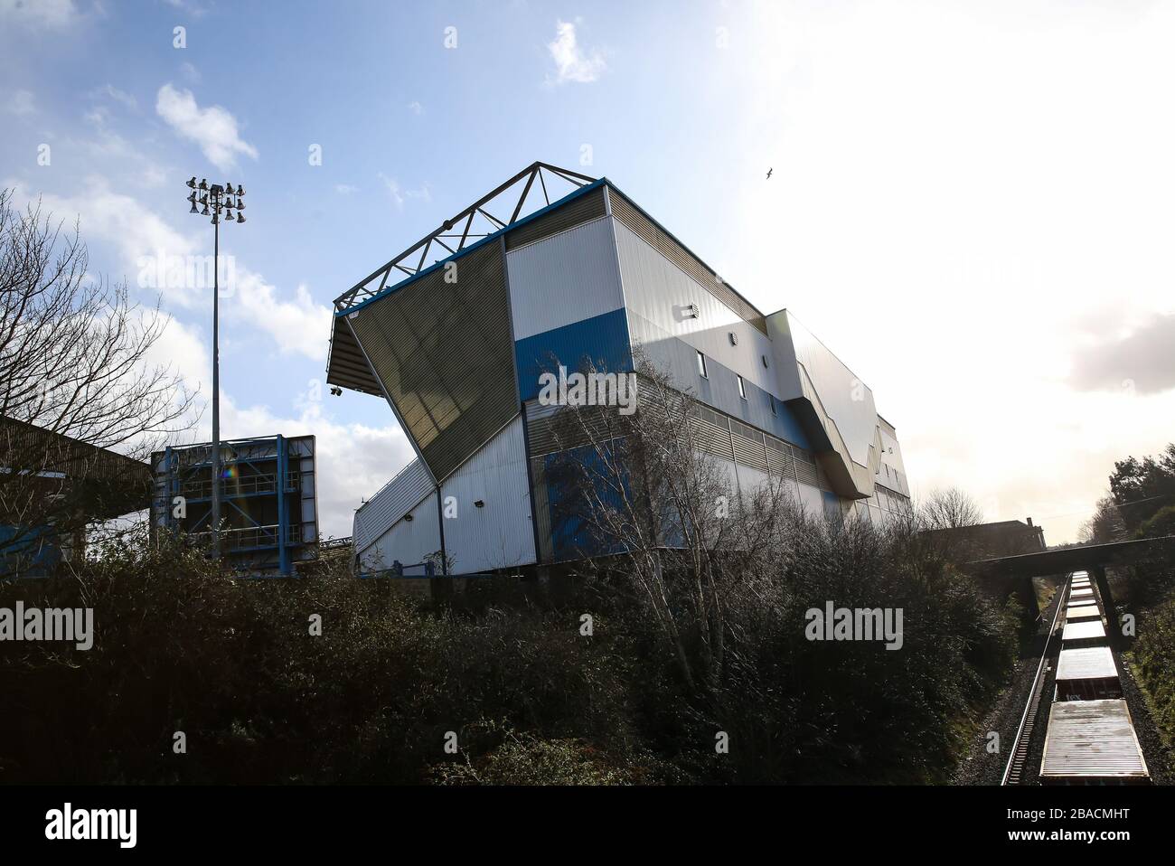 Lo stadio di Birmingham City al sole prima dello Sky Bet Championship presso il Trillion Trophy Stadium di St Andrew Foto Stock