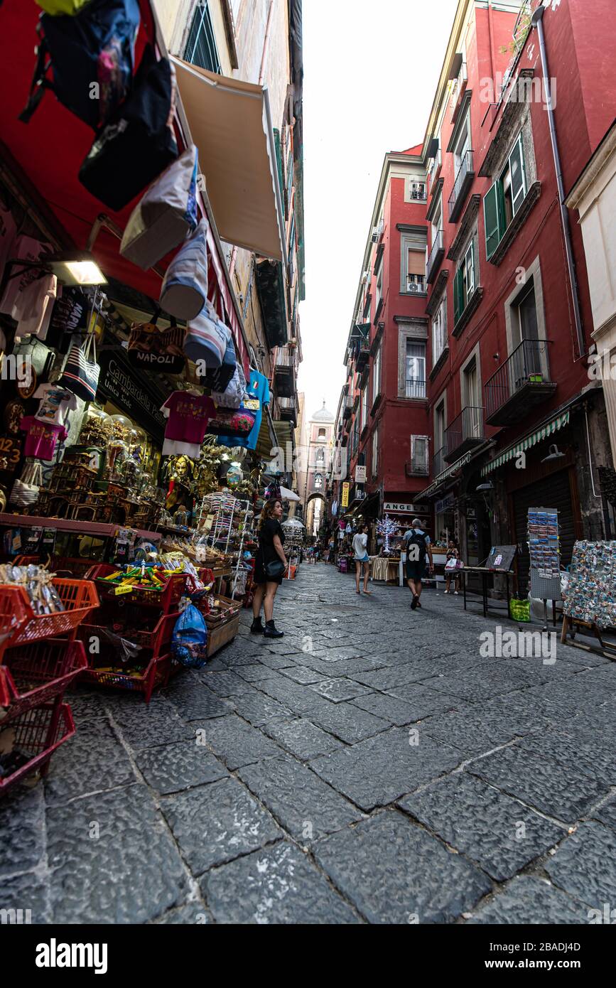 Veduta urbana di Napoli Foto Stock