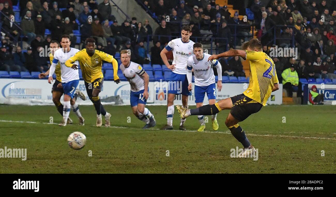 Matthew Godden di Coventry City segna il quarto obiettivo del gioco Foto Stock