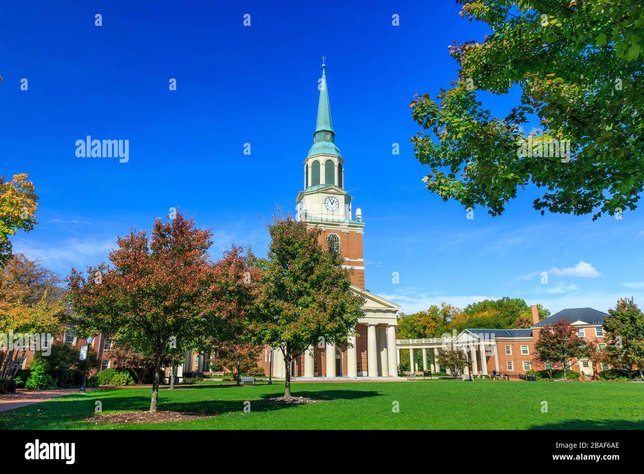 WINSTON-SALEM, NC, Stati Uniti d'America: Attendere cappella a ottobre 26, 2019 alla Wake Forest University in Winston-Salem, North Carolina. Foto Stock