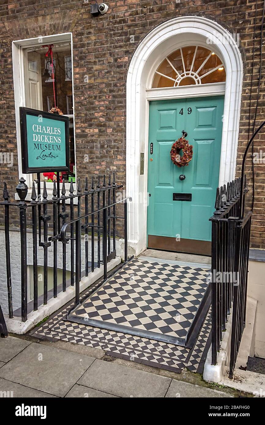 Il Museo Charles Dickens ha ospitato negli autori ex casa su Doughty Street, Holborn, Londra. Foto Stock