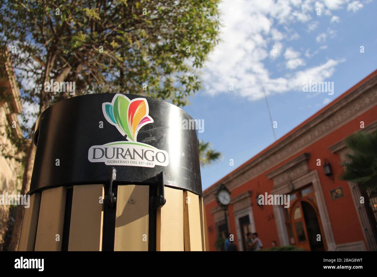 Centro storico di Durango, Durango, Messico. Architettura Durango e vecchi edifici. Cattedrale di Durango, Kiosk. Tradizioni messicane, fiera popolare in M Foto Stock