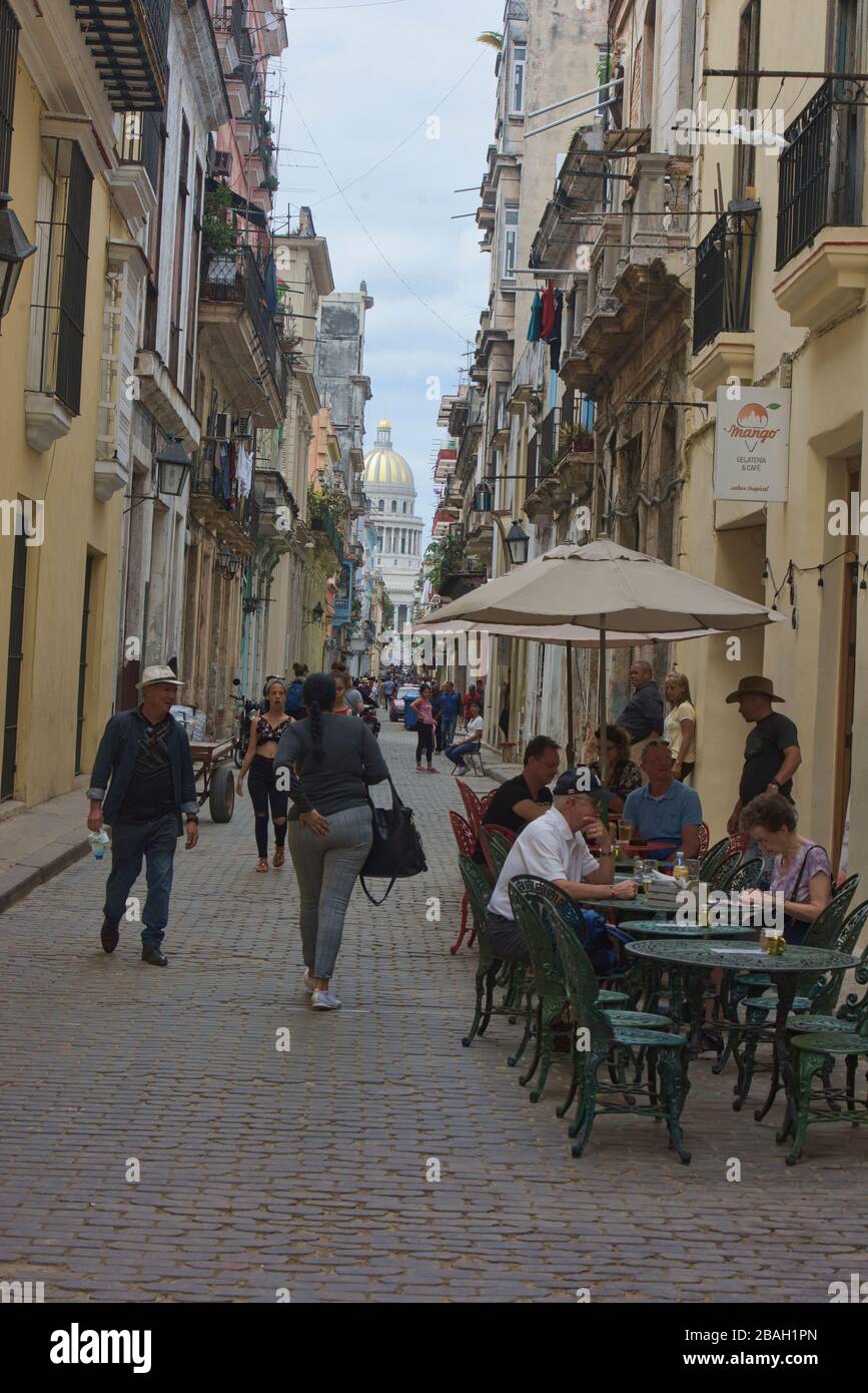 Le strade suggestive di l'Avana Vieja, l'Avana, Cuba Foto Stock
