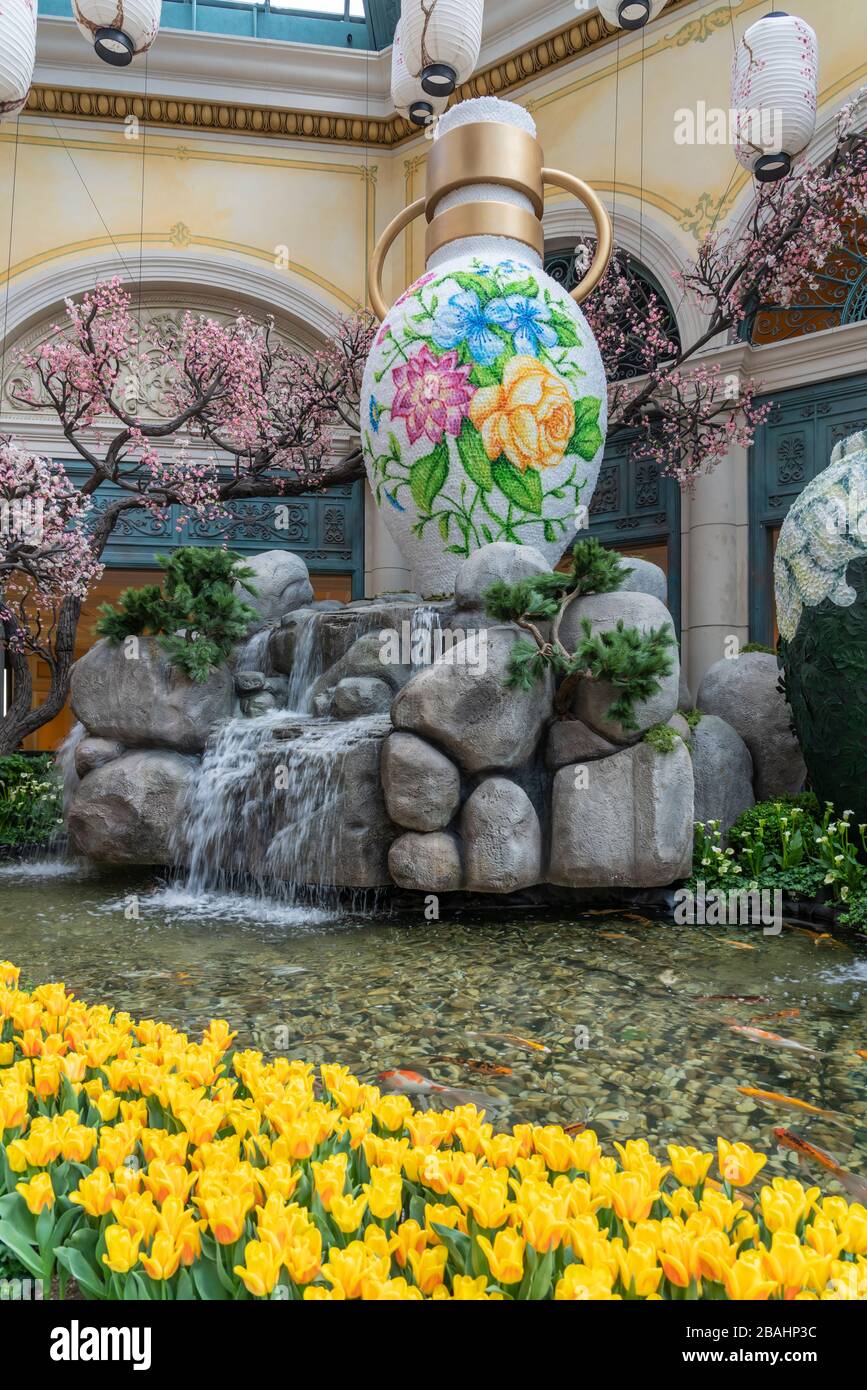 Il Conservatorio interno e i Giardini Botanici del Bellagio Hotel and Casino Complex lungo la Strip di Las Vegas, Nevada, USA. Foto Stock