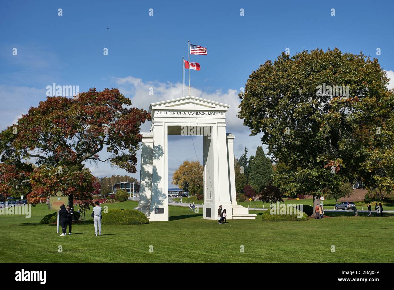 L'arco della Pace, un monumento situato vicino al punto più occidentale del confine tra Canada e Stati Uniti, a Blaine, Washington, visto lunedì 14 ottobre 2019. Foto Stock