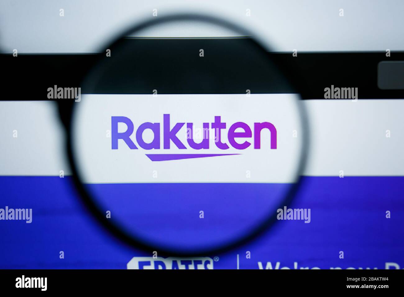 Los Angeles, California, USA - 25 Giugno 2019: Editoriale illustrativo della homepage del sito web di Rakuten. Logo Rakuten visibile sullo schermo del display Foto Stock