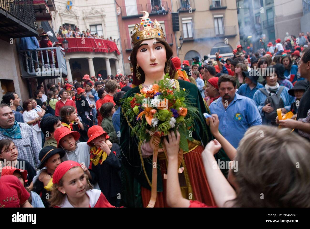 La celebrazione del Patum de Berga per i bambini sul Corpus Christi, Berga, Catalogna, Europa Foto Stock