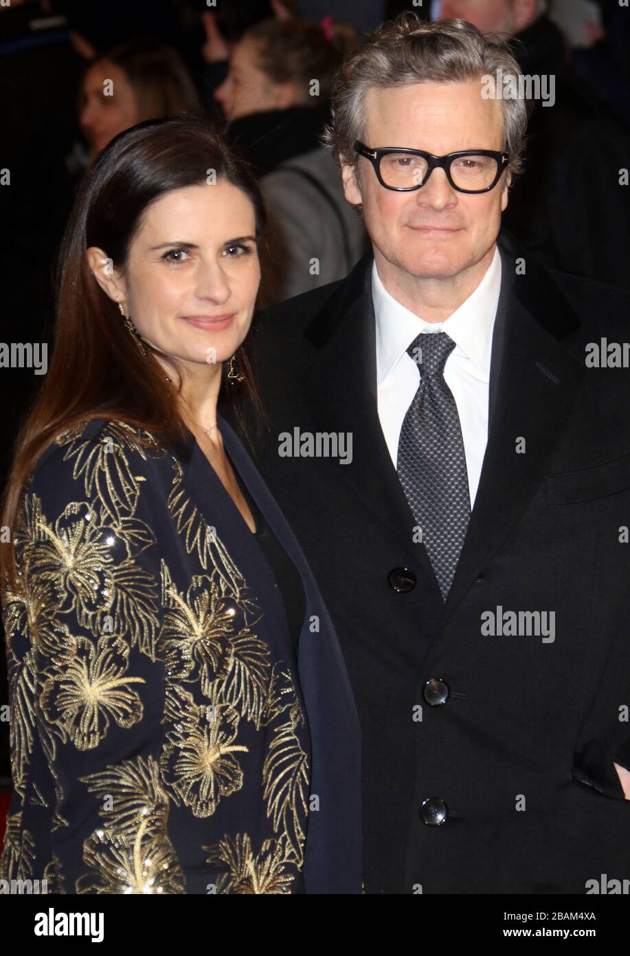 06 febbraio 2018 - Londra, Inghilterra, Regno Unito - gli spettacoli fotografici della prima mondiale della Misericordia: Colin Firth e sua moglie Livia Firth Foto Stock