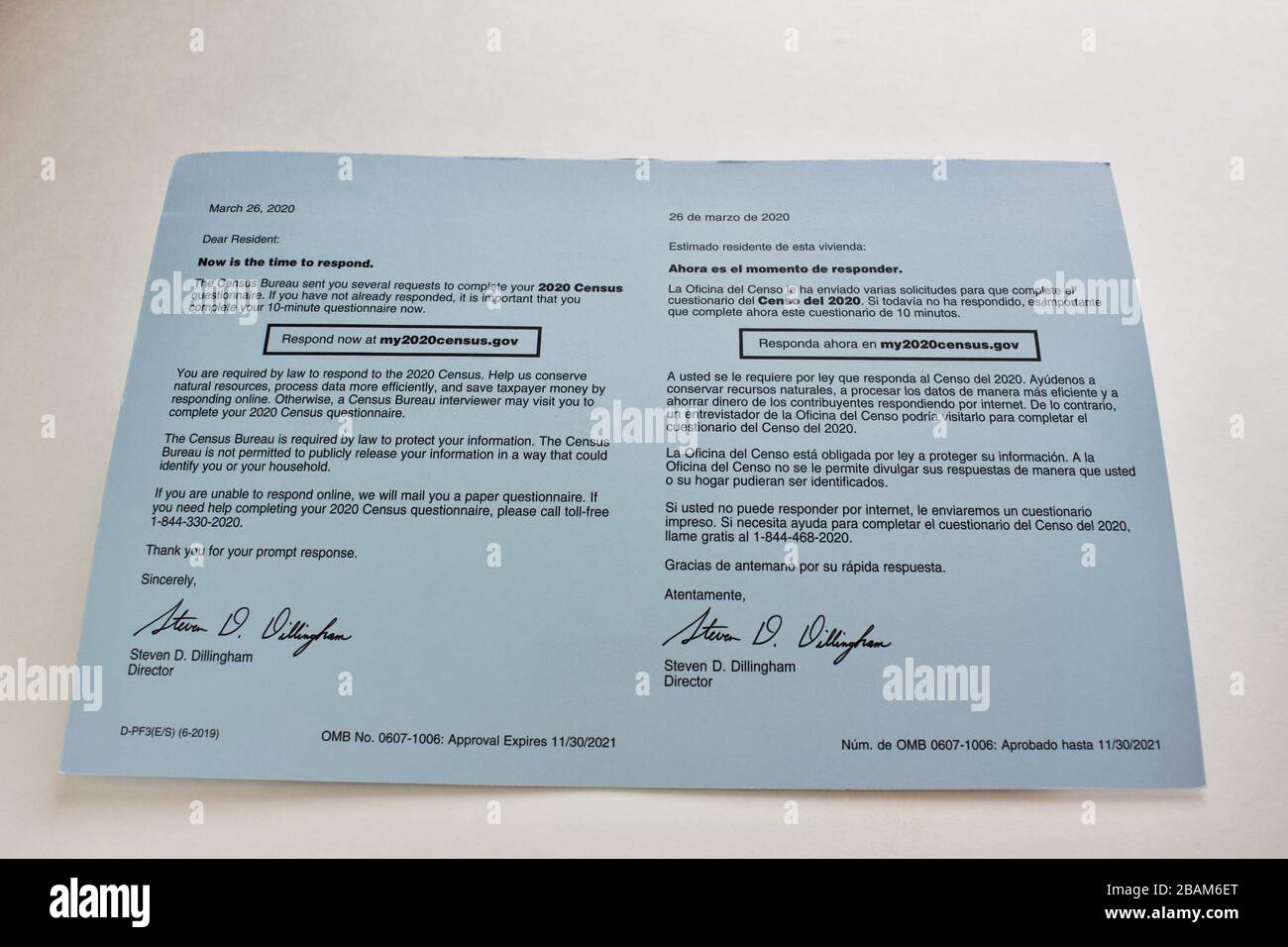 27/03/2020 Miami FL-Stati Uniti censimento 2020 carta di promemoria bilingue con istruzioni per il deposito elettronico. Foto Stock