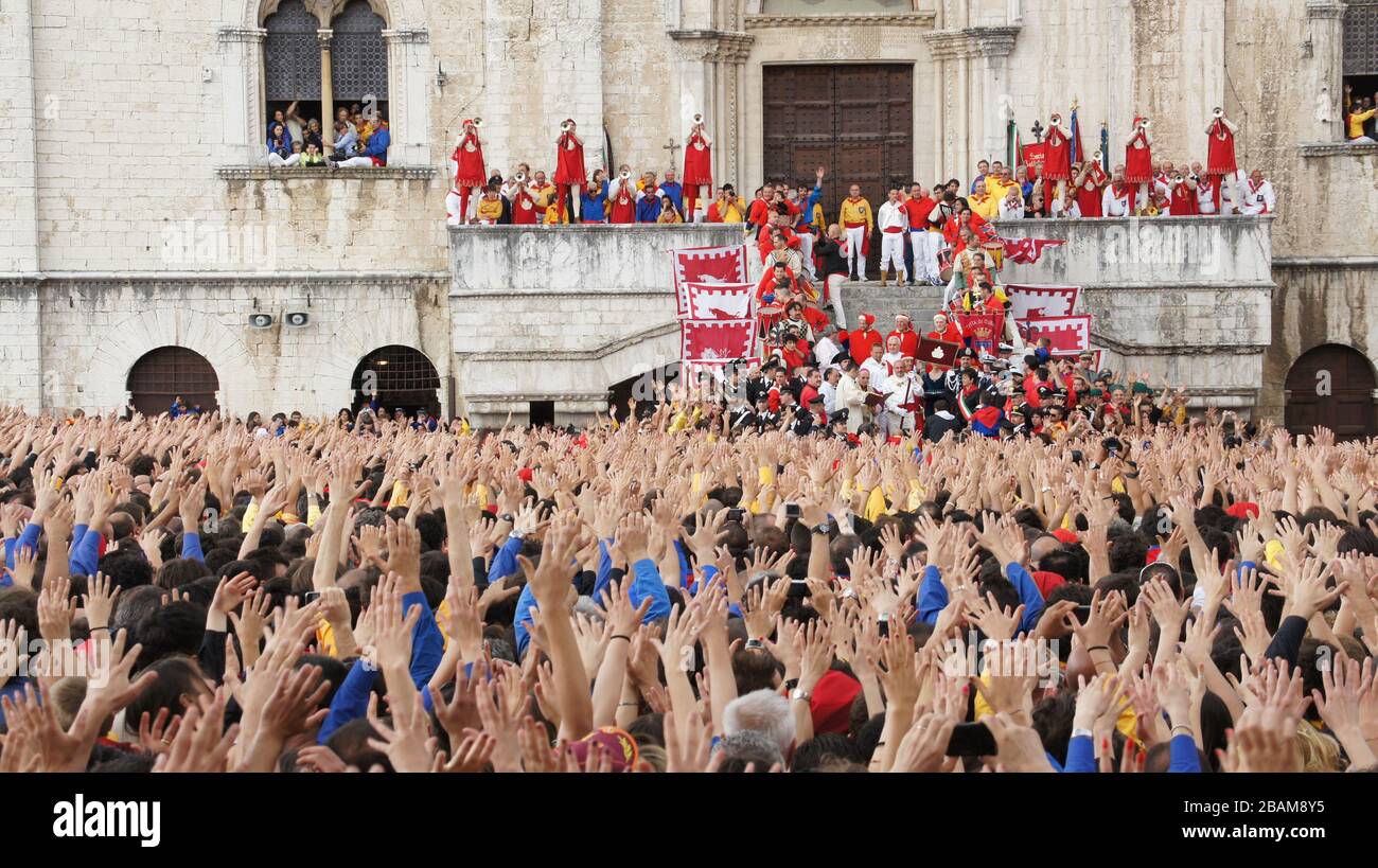 Festival di Ceri, 2010, Piazza Grande, Gubbio, Umbria, Italia. Foto Stock