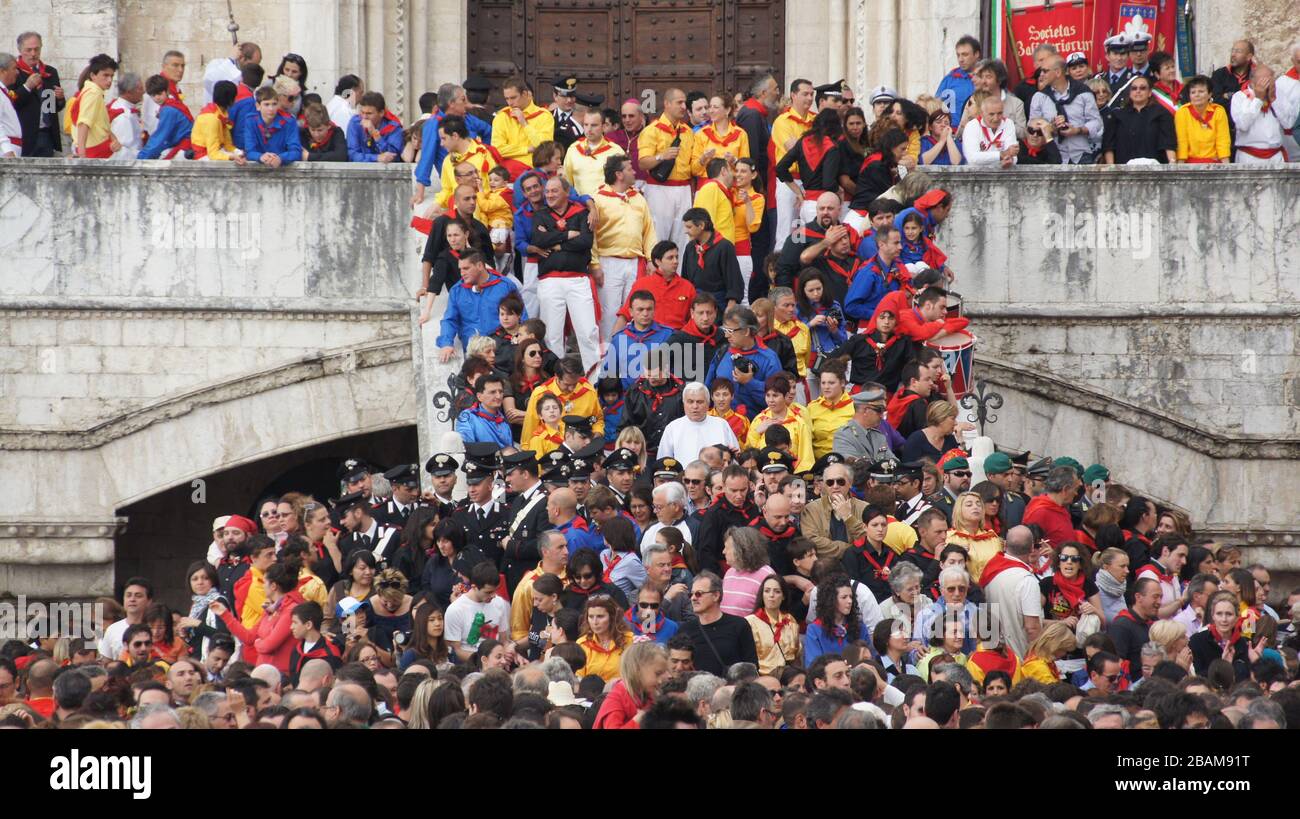 Festival di Ceri, 2010, Piazza Grande, Gubbio, Umbria, Italia. Foto Stock