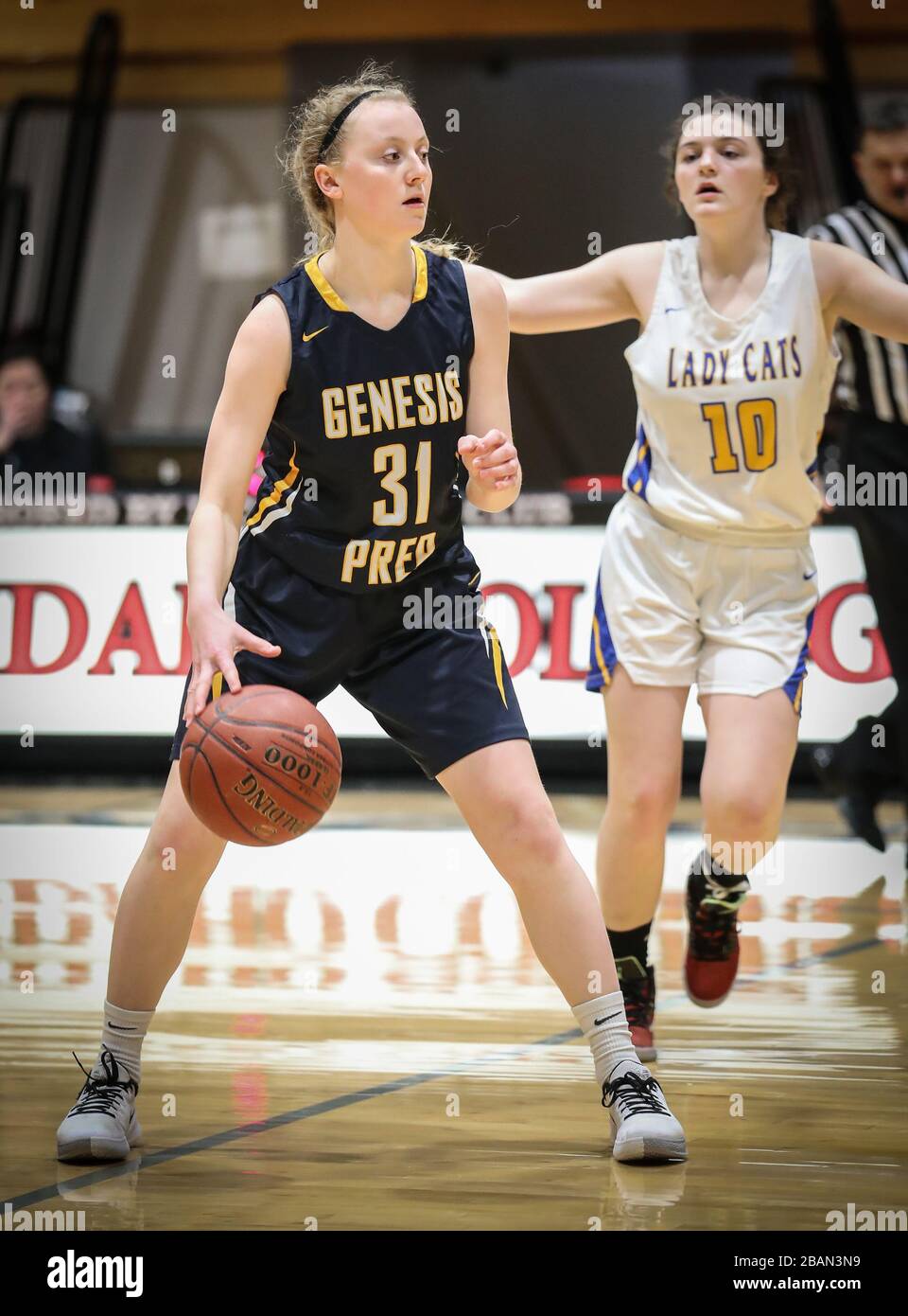 Azione di basket con Clark Fork vs Genesis Prep High School a Coeur d'Alene, Idaho, al North Idaho College. Foto Stock