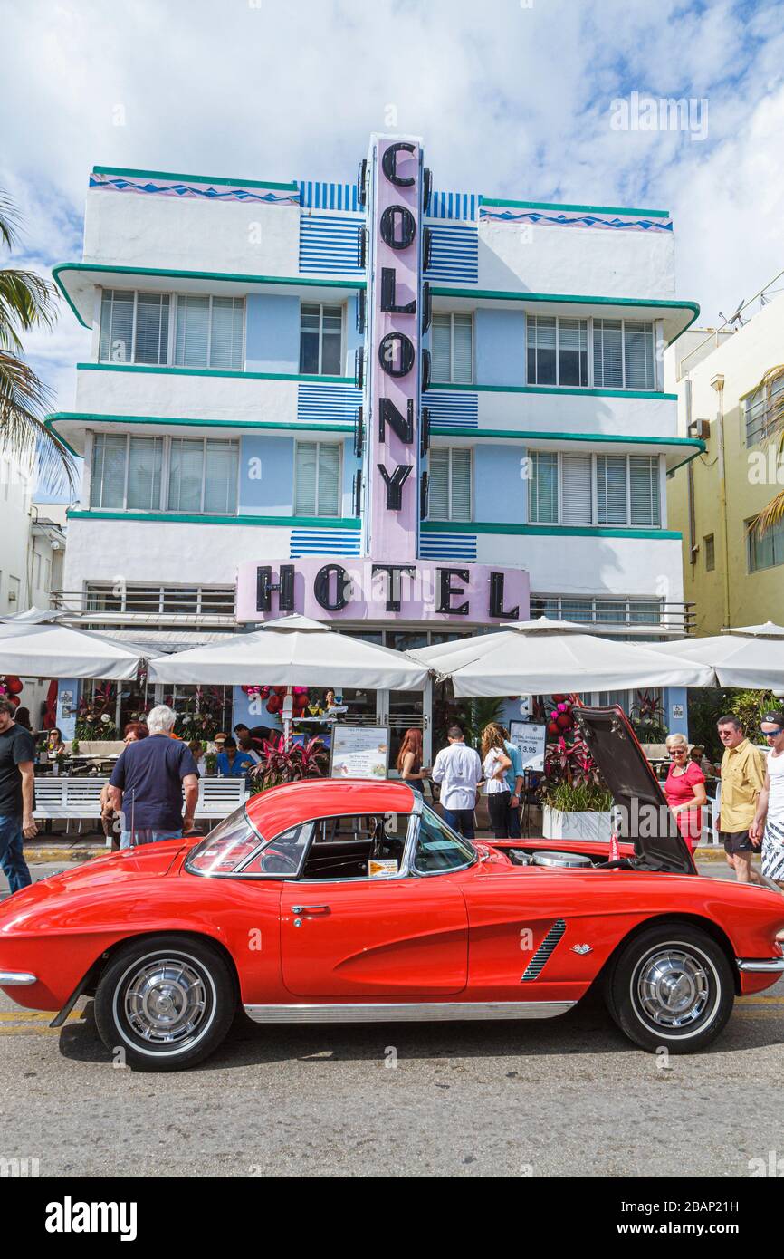 Miami Beach Florida, Ocean Drive, Art Deco Weekend, festival, fiera, auto classica, Chevrolet Corvette, Colonia, hotel, FL110131014 Foto Stock