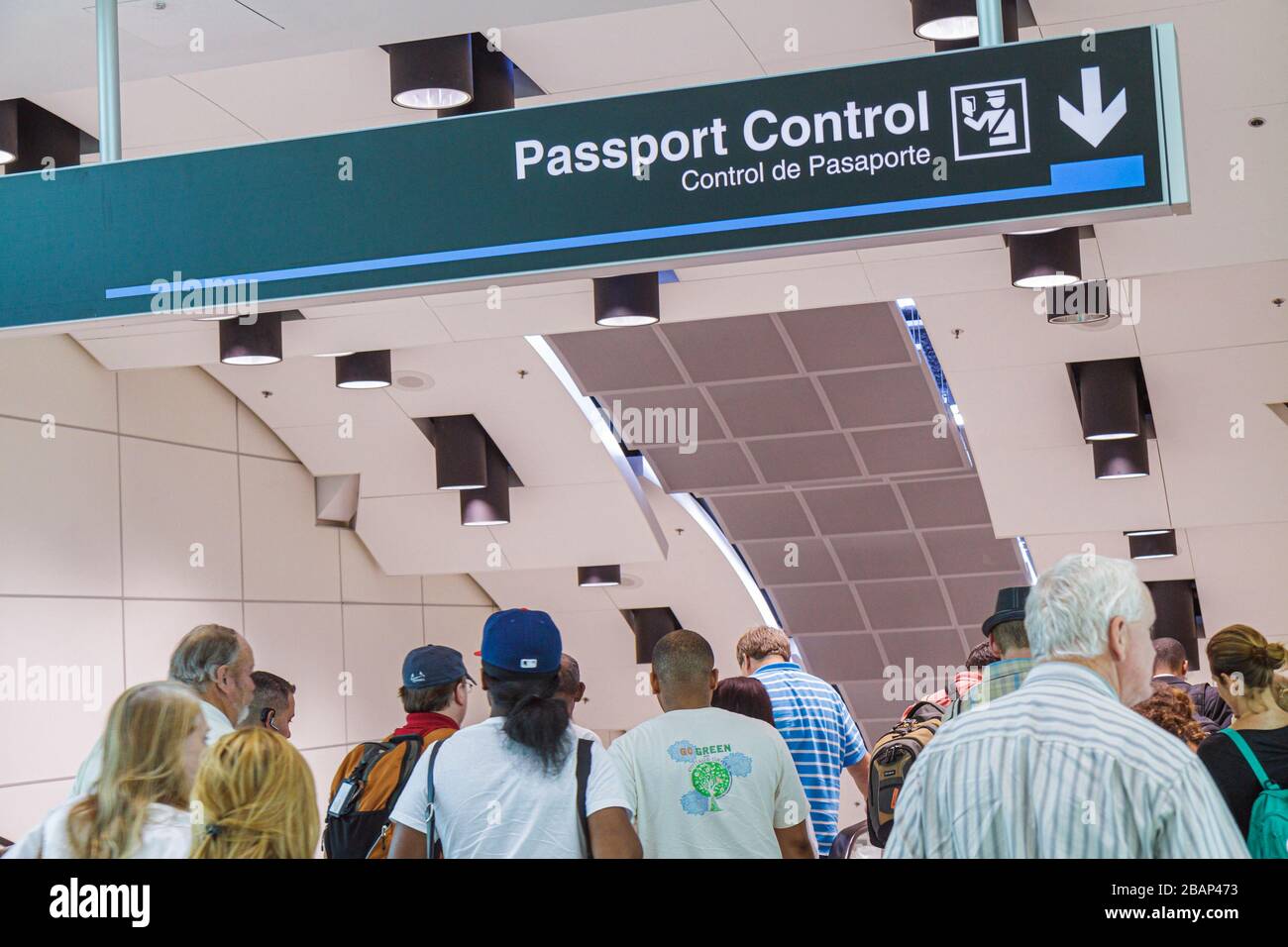 Miami Florida International Airport mia, voli internazionali in arrivo, passeggeri in arrivo, voli internazionali, controlli passaporti, controlli doganali di ingresso ispetti Foto Stock