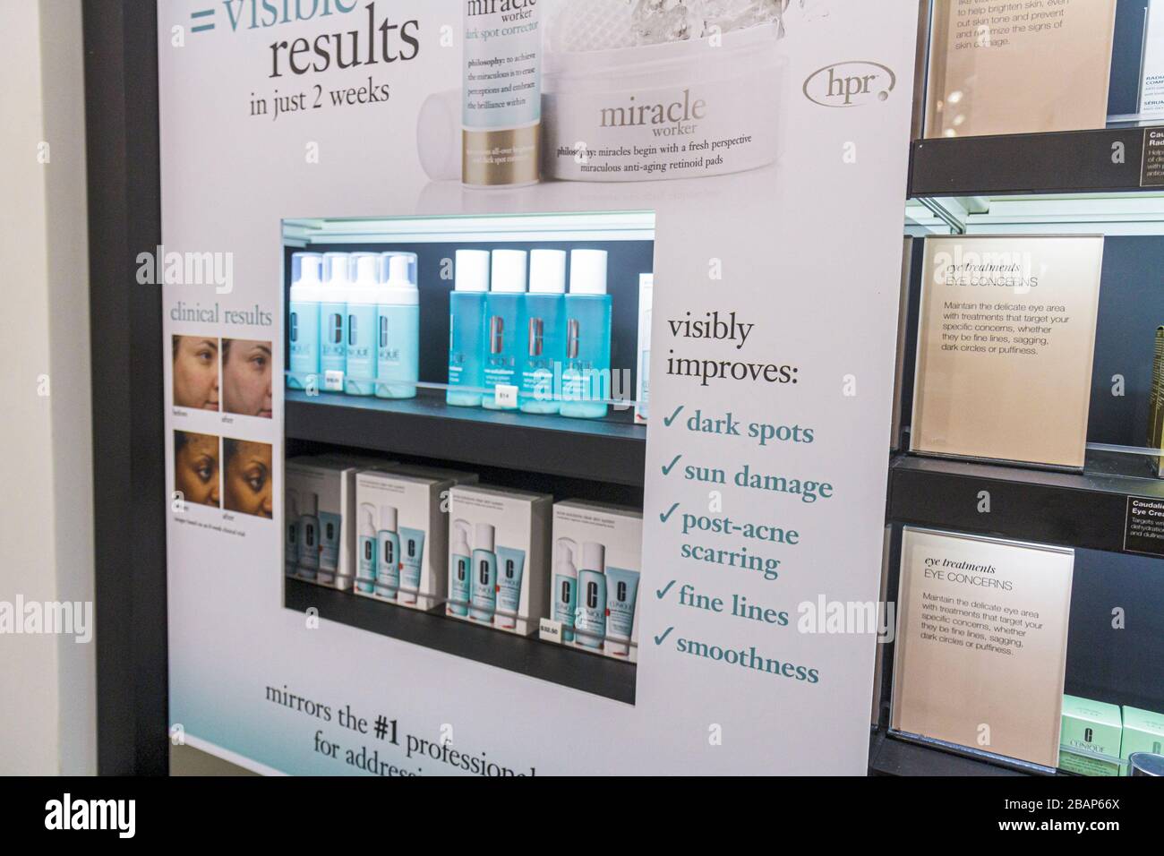 Miami Beach Florida, Collins Avenue, Sephora, shopping shopper shopping negozi mercati di mercato di vendita di mercato, negozi al dettaglio negozi business Foto Stock