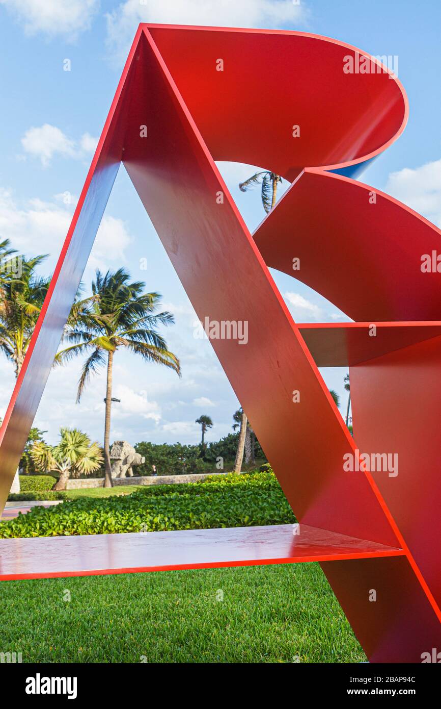 Miami Beach Florida,Collins Park,Art Basel,annuale,fiera,gallerie,arte,Art Public,mostra satellitare,Robert Indiana,scultura,Pop Art,lettere,saldate Foto Stock