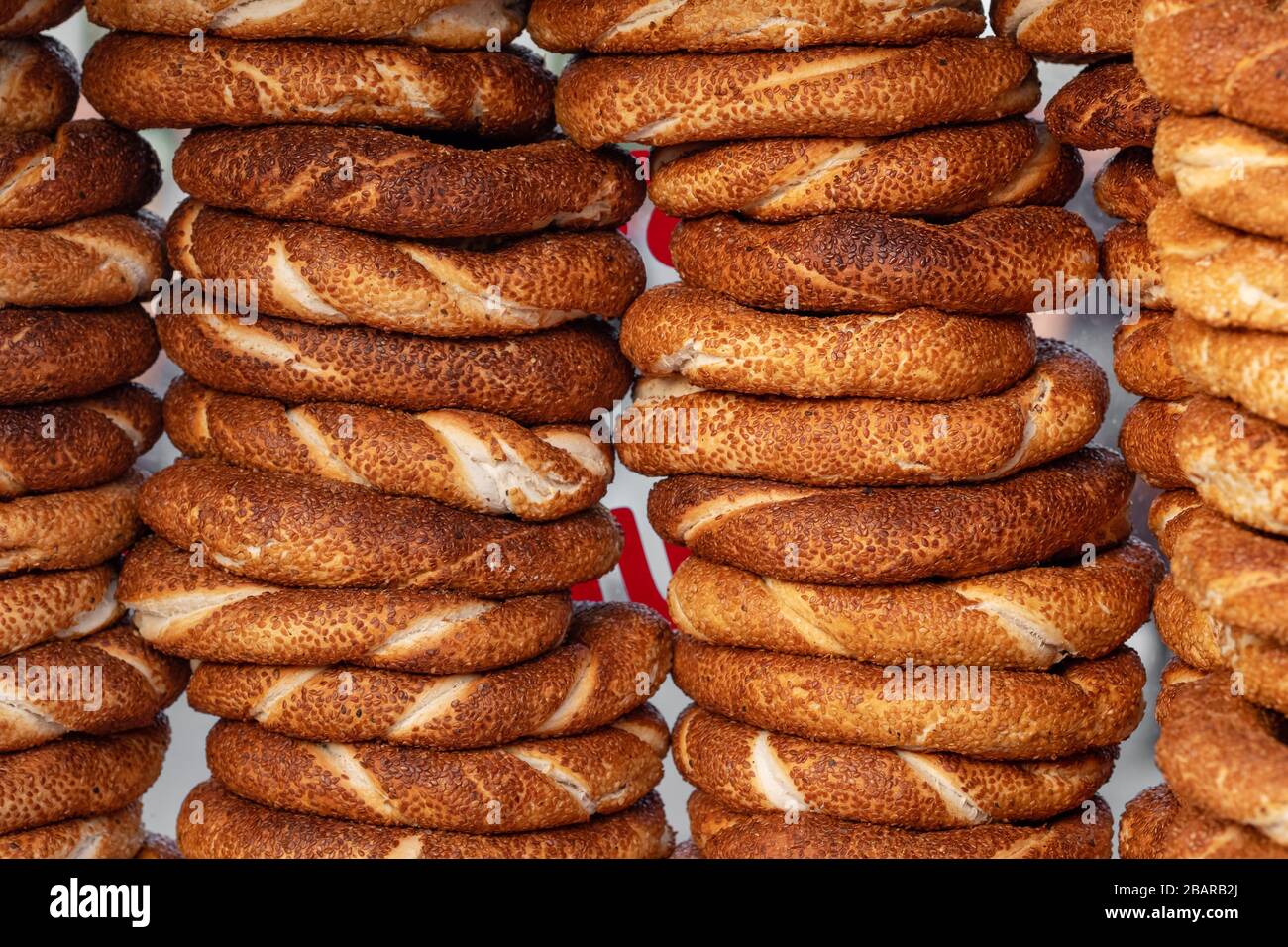 Bagel turco Simit con sesamo Foto Stock