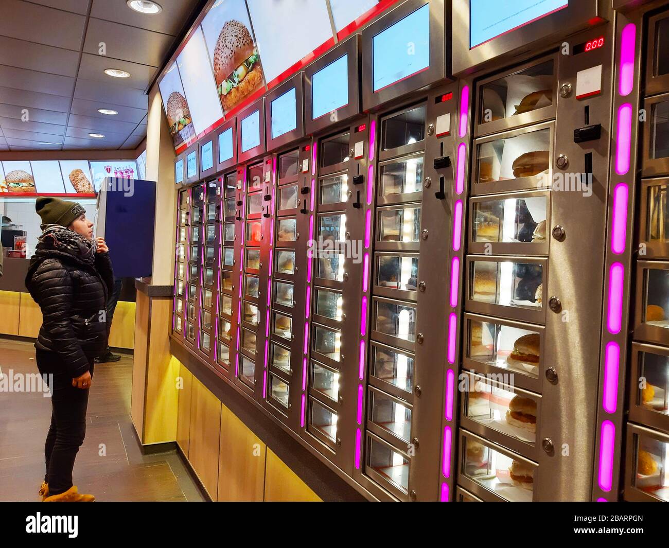 distributore automatico di strada per panini e fast food ad amsterdam holland Foto Stock