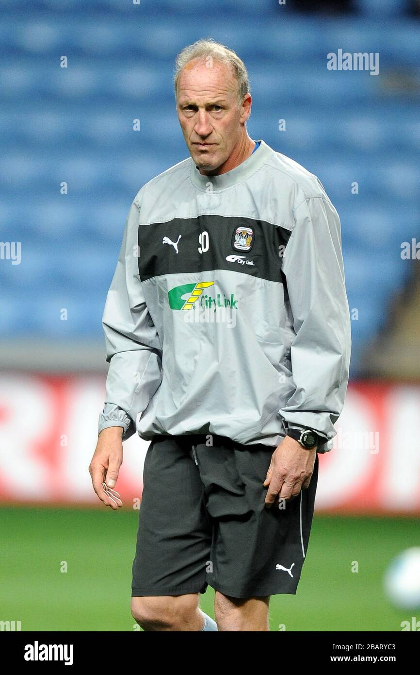 Coach Goalkeeping di Coventry City Steve Ogrizovic Foto Stock