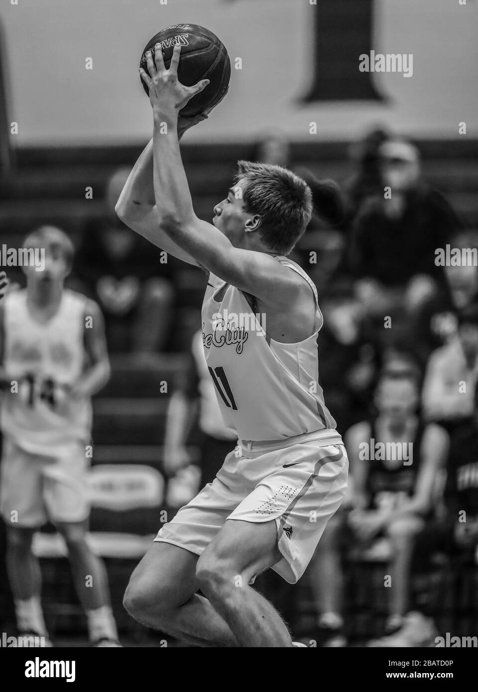 Azione di basket con Lewis e Clark High School vs Lake City a Coeur d'Alene, Idaho. Foto Stock