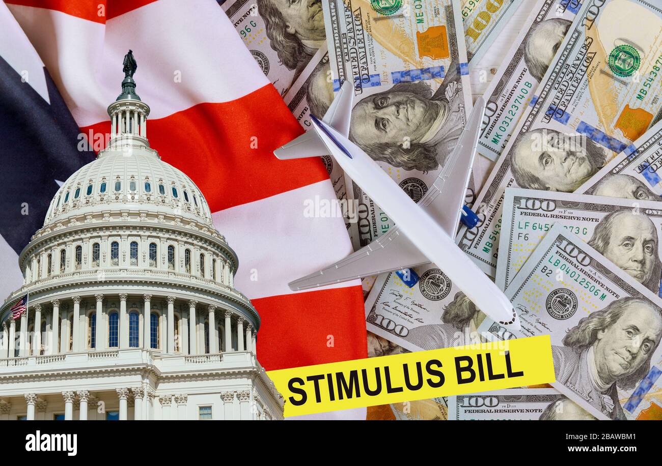 Gli stimoli del Senato trattano l'assistenza finanziaria ai vettori aerei econo mic stimolo piano USA dollaro banconote in contanti sulla bandiera americana Global Pandemic Covid 19 blocco Foto Stock