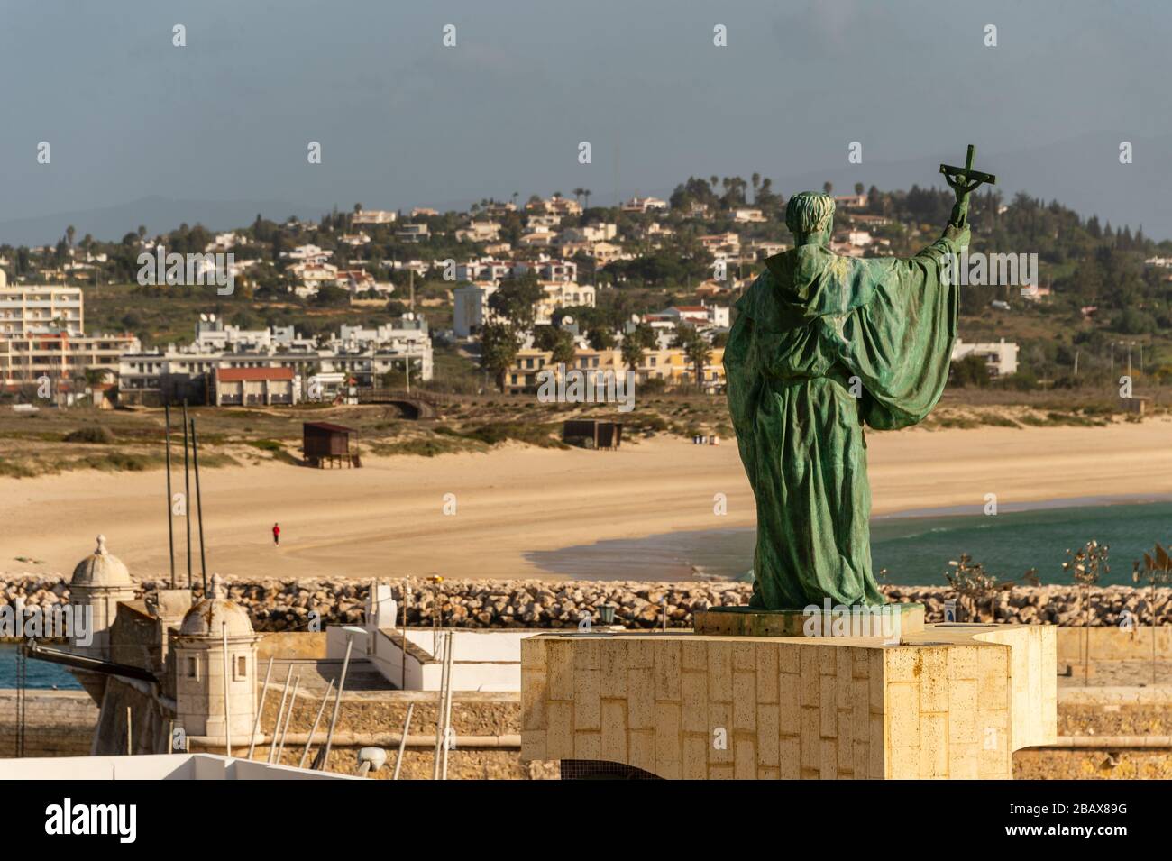 Lagos, Portogallo - 6 marzo 2020: Statua di Sao Goncalo de Lagos Foto Stock