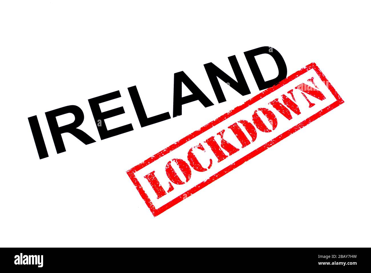IRLANDA con un francobollo rosso IN gomma CON CHIUSURA A CHIAVE. Foto Stock
