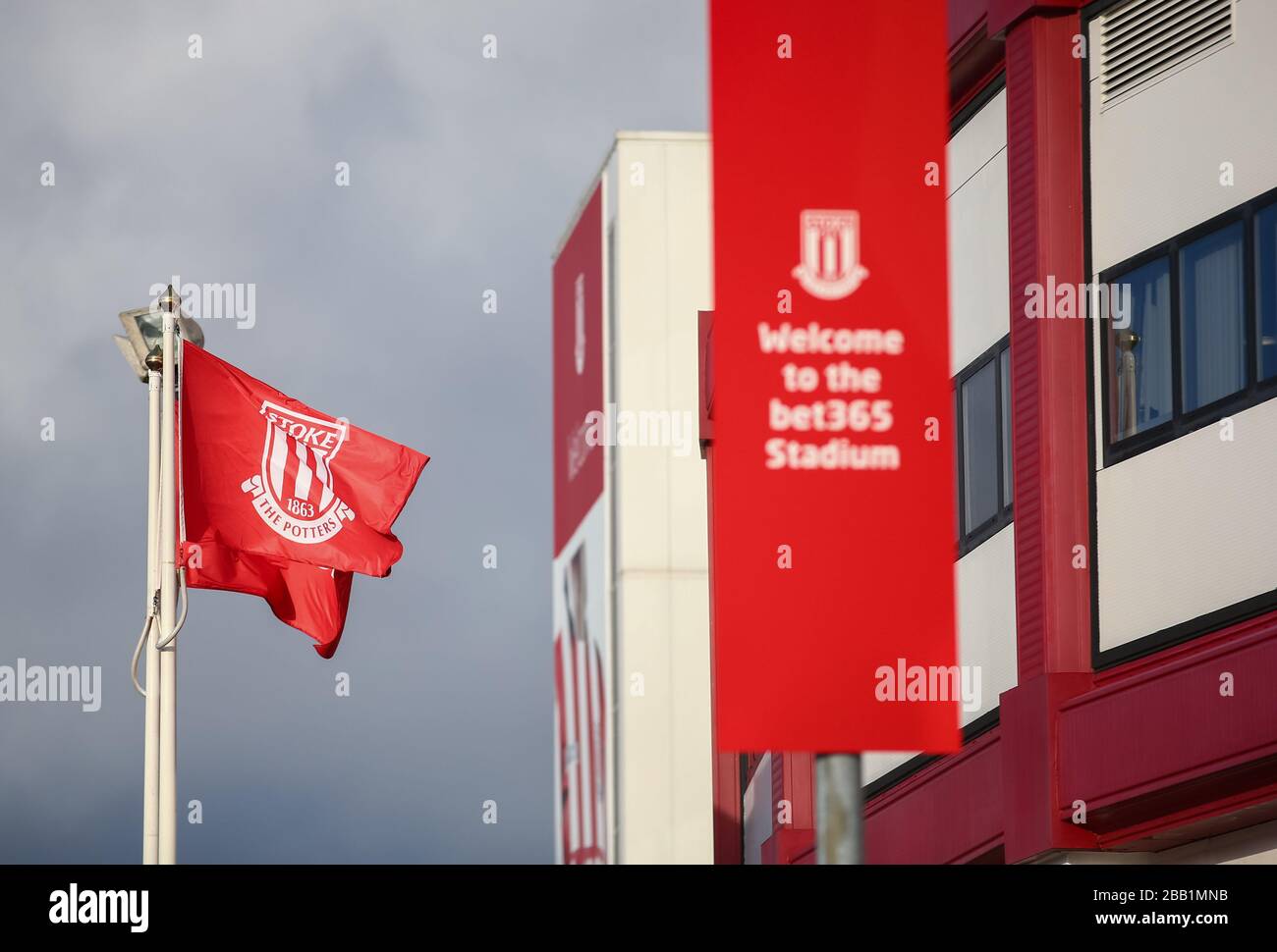 Venti forti allo stadio Bet 365 Foto Stock