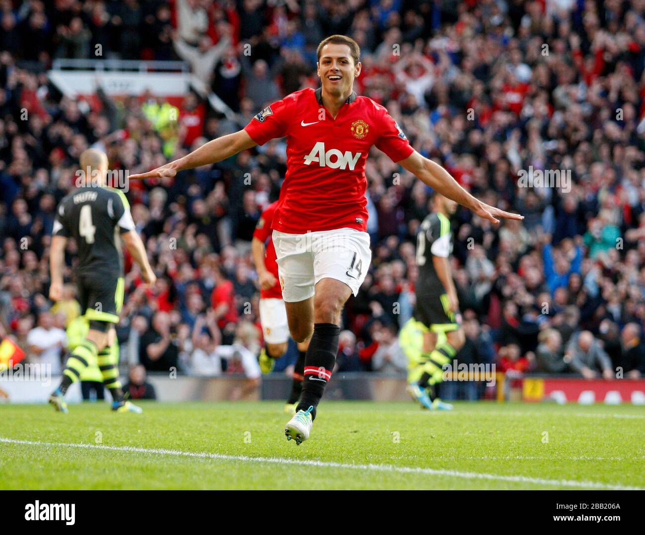 Javier Hernandez del Manchester United celebra il suo obiettivo durante la partita della Premier League di Barclays Manchester United contro Stoke City al Old Trafford, Manchester Foto Stock