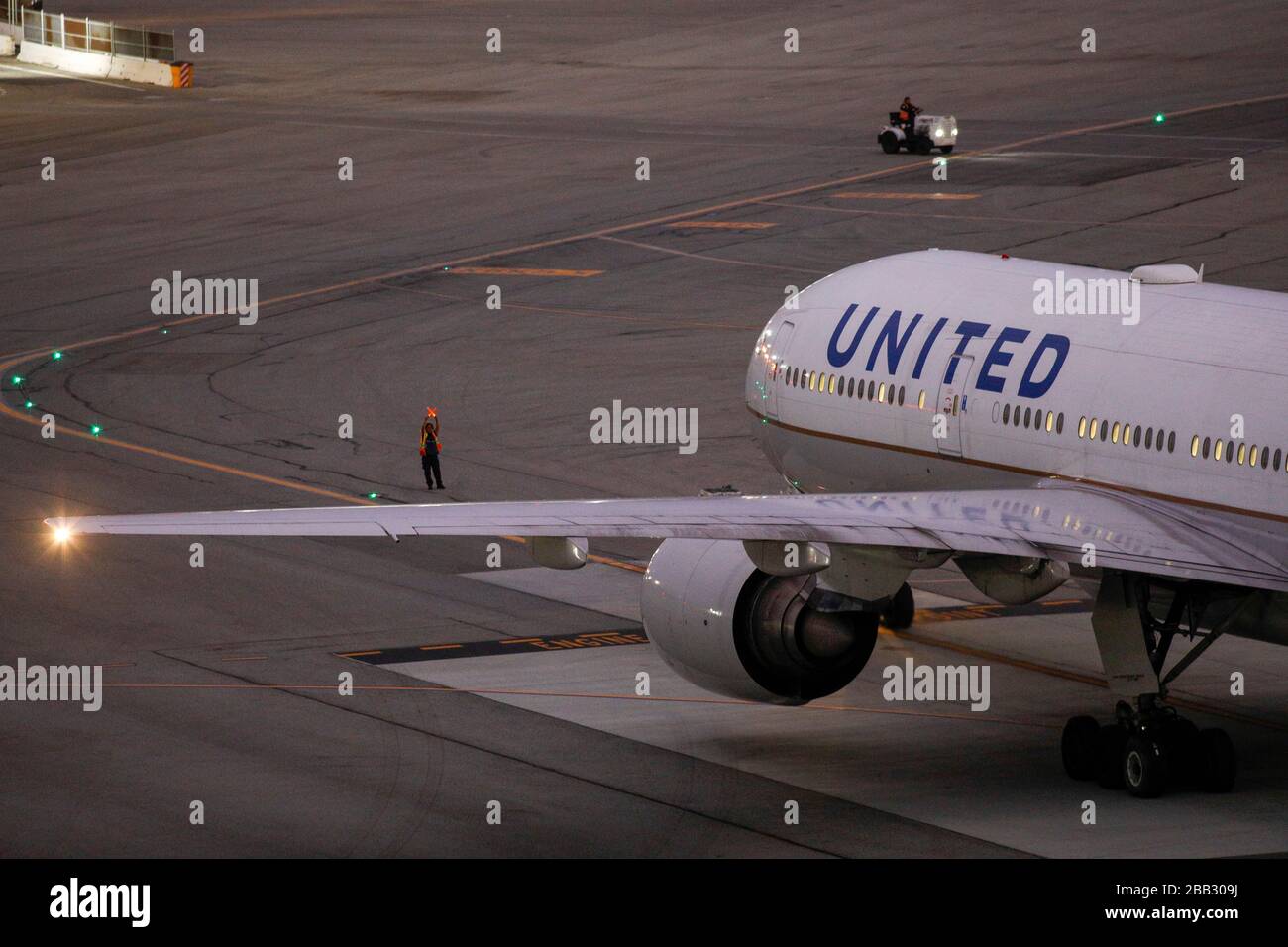 Un jet United Airlines 777-200 si prepara a partire dall'Aeroporto Internazionale di San Francisco venerdì 27th settembre 2019 a San Francisco, USA. (Foto di IOS/Espa-Images) Foto Stock