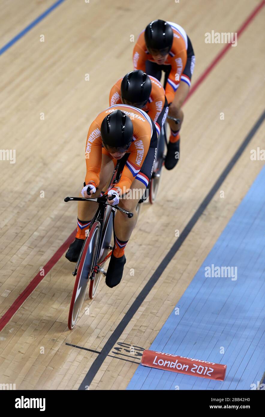 La squadra femminile olandese Pursuit di Kirsten Wild, Amy Pieters ed Ellan van Dijk. Foto Stock