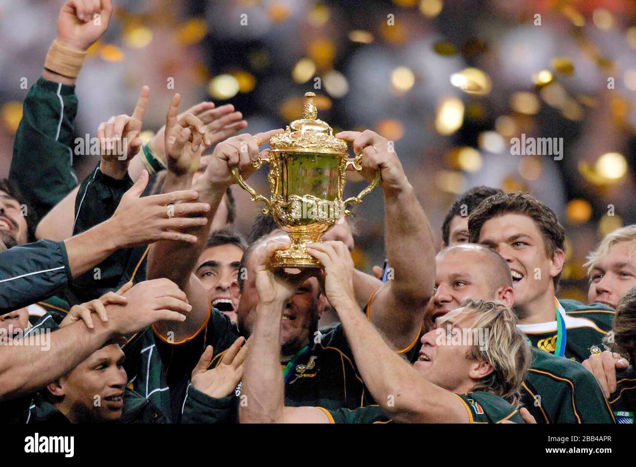 Percy Montgomery (Sud Africa) tiene in mano la Coppa del mondo. Inghilterra Vs Sudafrica. Finale della Coppa del mondo di Rugby. Stade De France. Saint Denis. 20/10/2007 Foto Stock