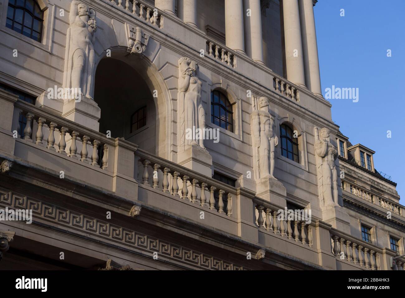 Bank of England è la banca centrale del Regno Unito. A volte conosciuta come la Vecchia Signora di Threadneedle Street. Threadneedle Street, Londra, Regno Unito. T Foto Stock