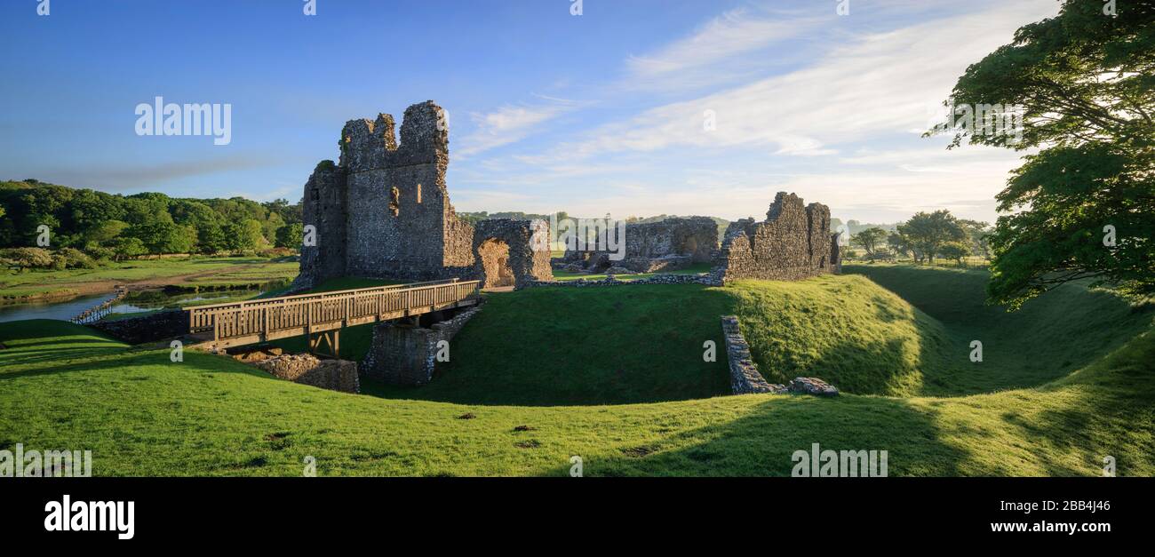 Ogmore Ogmore Castello sul mare Southerndown Mid Glamorgan (Glamorgan Heritage Coast) Galles Foto Stock