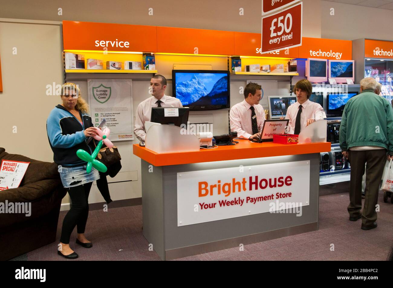 BrightHouse Stores, UK, 30th marzo 2020 rivenditore di locazione a proprio nome, BrightHouse ha presentato domanda di amministrazione, dopo una serie di richieste di risarcimento e le restrizioni contro il virus Conravirus sui dettaglianti che forzano la chiusura dei negozi. Immagine del file dalle aperture del punto vendita Foto Stock