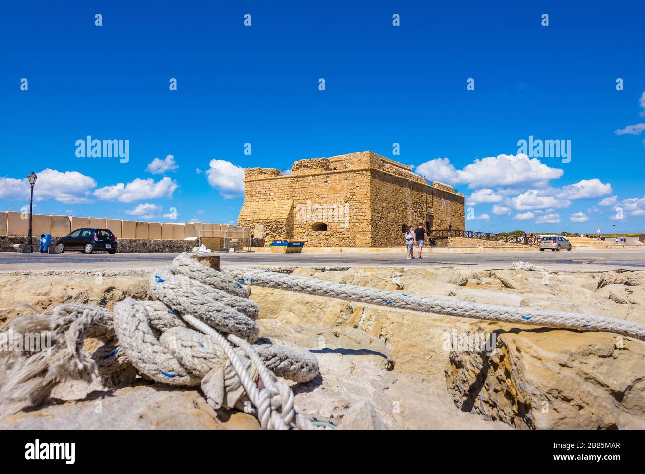 Il porto di Paphos con il castello, Cipro Foto Stock