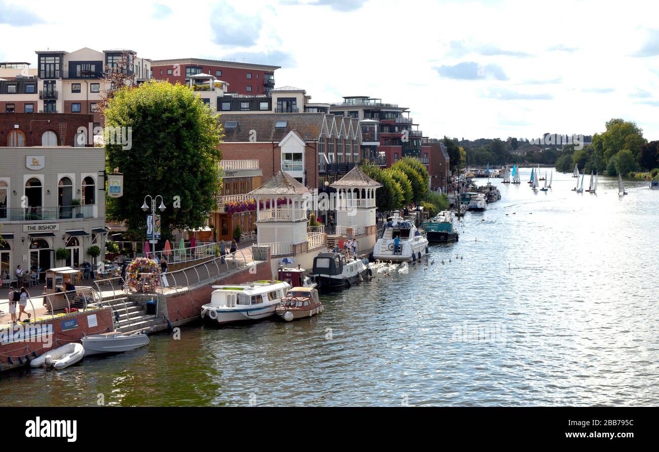 Riverside Pub, bar e ristoranti, Kingston upon Thames, Inghilterra. Foto Stock