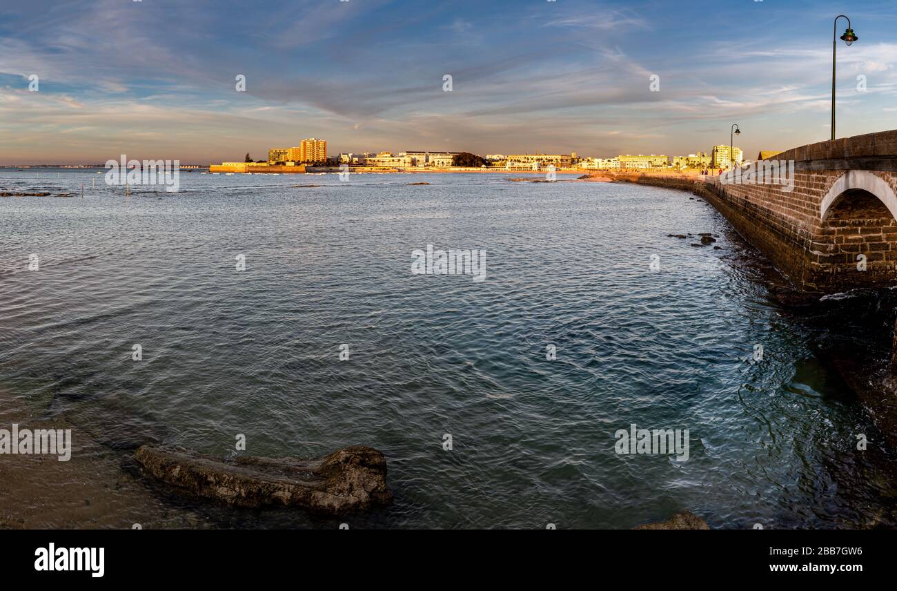 Tramonto a Cadice, Andalusia, Spagna. Foto Stock